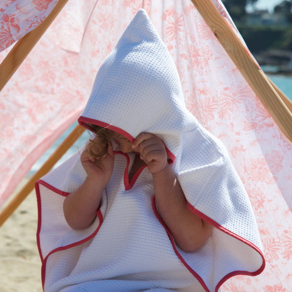 Poncho rose